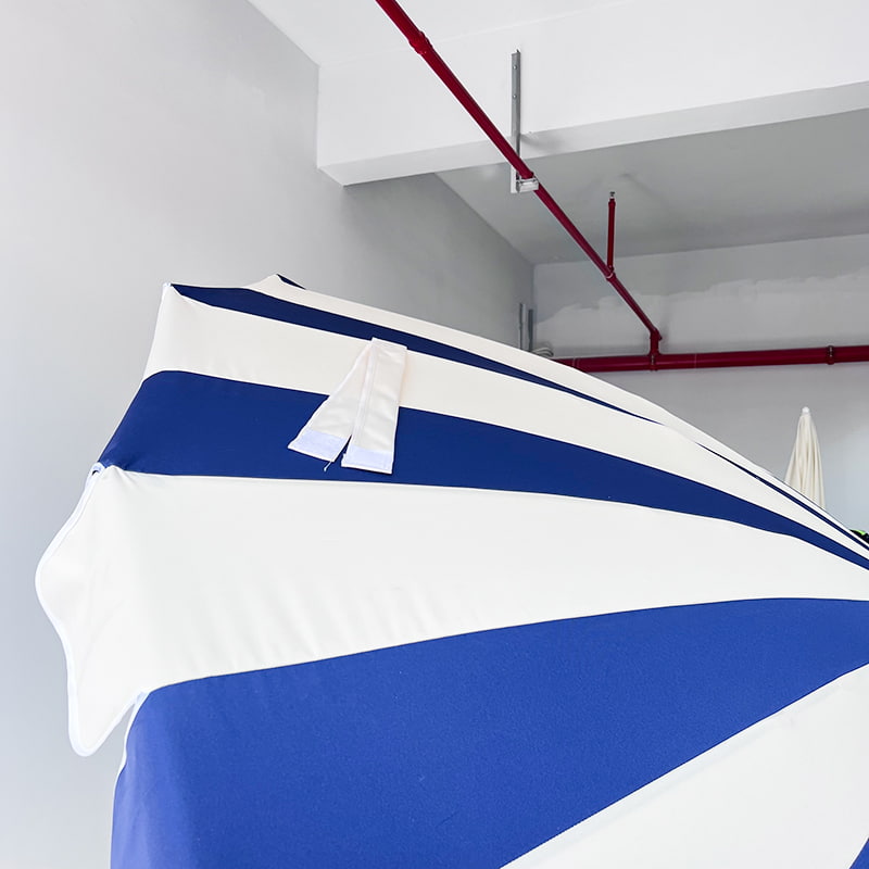 2.5M Hyacinthus et Alba Patchwork Pagoda Umbrella